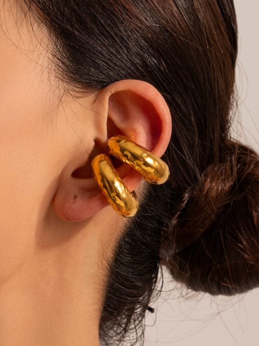 CHUNKY EARCUFF WITH TEXTURE